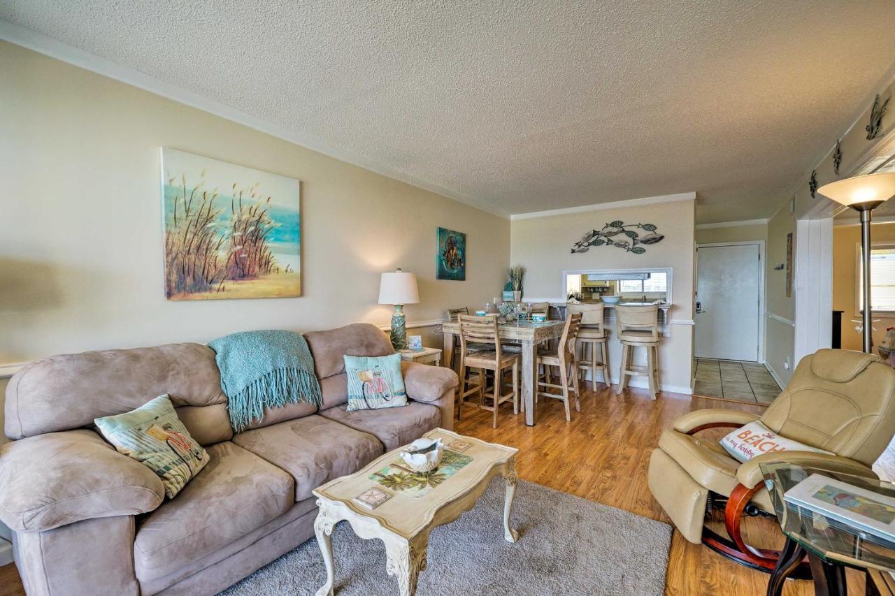 Breezy Beach Retreat With 180-Degree Ocean Views! Daire Carolina Beach Dış mekan fotoğraf