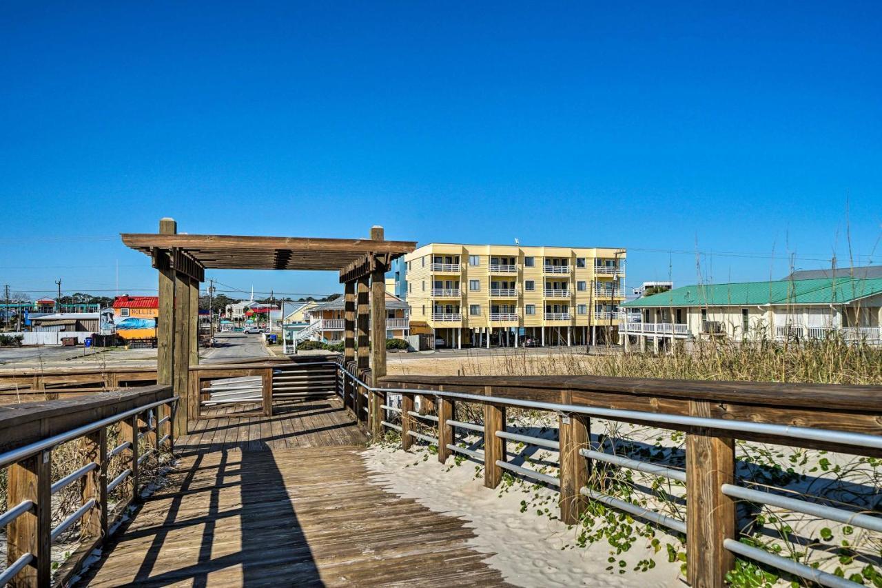 Breezy Beach Retreat With 180-Degree Ocean Views! Daire Carolina Beach Dış mekan fotoğraf